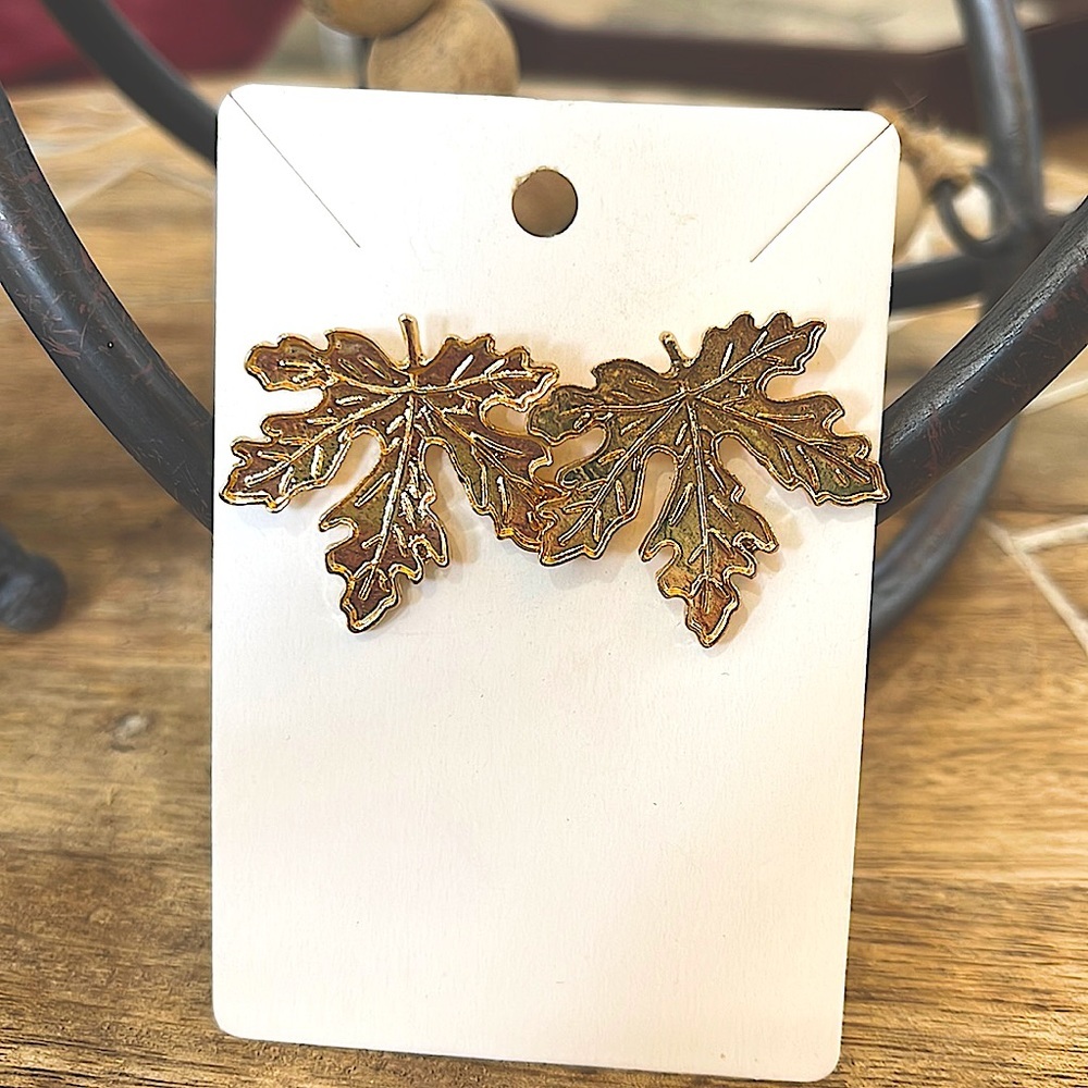 Gold maple leaf earrings